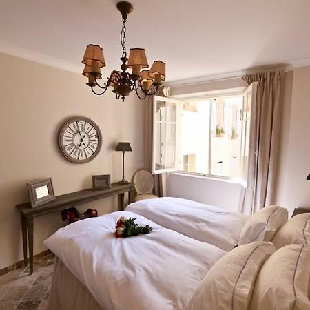 Bord De Mer - Ac, Wifi, Chic, Sea View, Beach 2 Minutes Walk Antibes Dış mekan fotoğraf