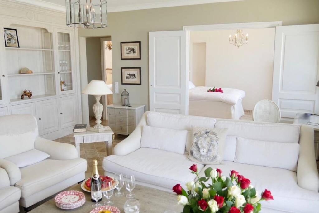 Bord De Mer - Ac, Wifi, Chic, Sea View, Beach 2 Minutes Walk Antibes Dış mekan fotoğraf