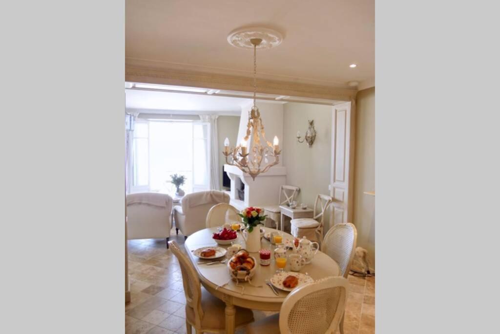 Bord De Mer - Ac, Wifi, Chic, Sea View, Beach 2 Minutes Walk Antibes Dış mekan fotoğraf